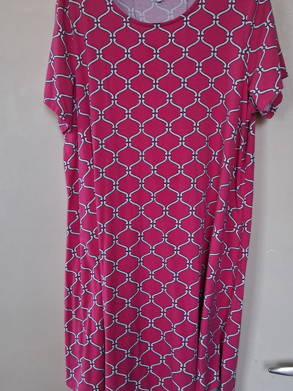 crown & ivy Pink Geometric Scoop Neck Dress